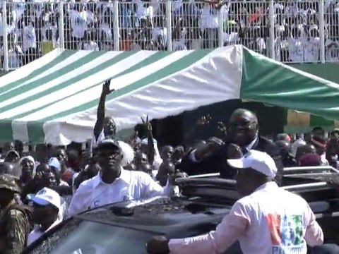 Laurent Gbagbo hold final rally ahead of Ivory Coast vote