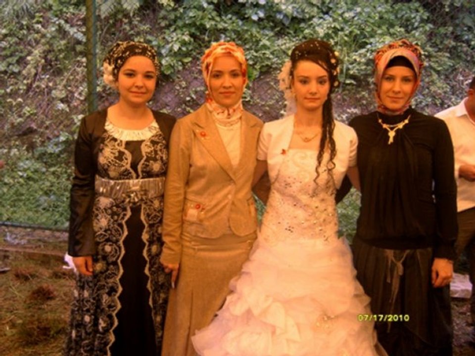 kaynar mahallesi  öznur ve coşkun kına düğün  slayt