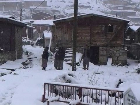 ayder kavrun yaylası kar yagişi