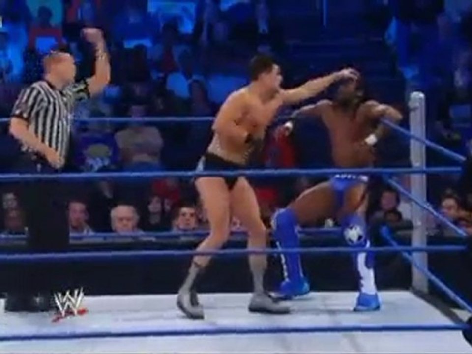 WWE Smackdown 29/10/10 (7/10)