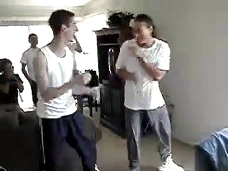 Van DAMME showing someone he can tango