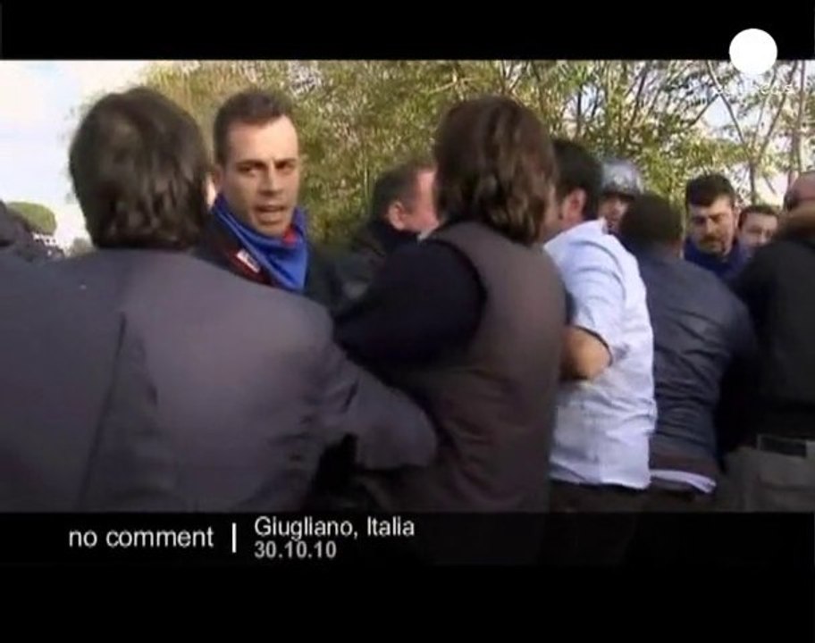 Protests over rubbish crisis in the Naples... - no comment