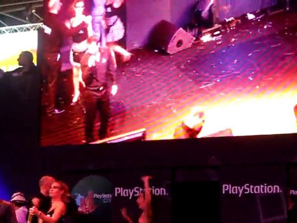 [PGW 2010] Show PlayStation City - Coiffure sur podium