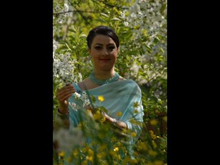 BÜTÜN DÜNYA SENİN OLSUN DİNLE.