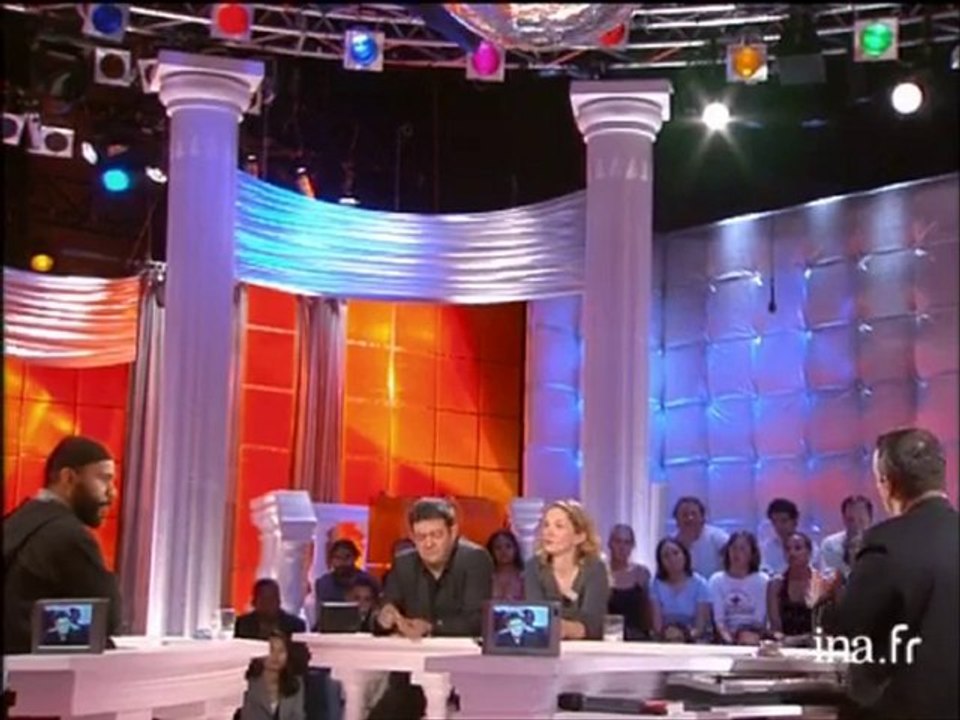 TOUT LE MONDE EN PARLE: LE NOUVEAU MONDE DE JL MELENCHON