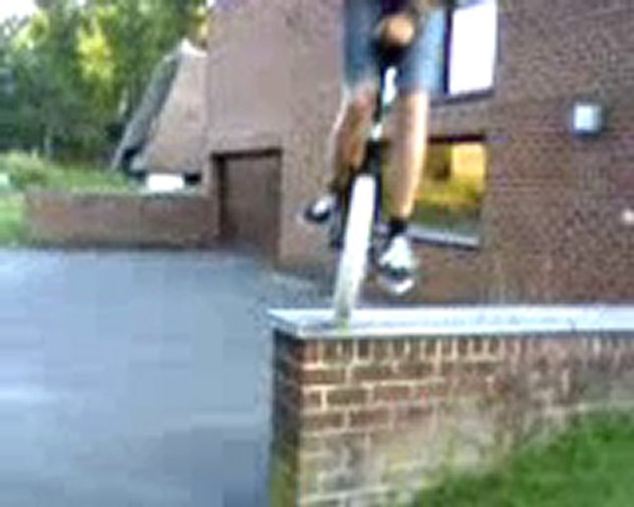 mon frere en trial