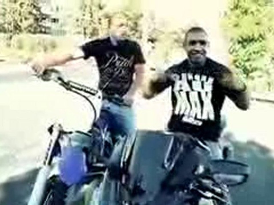 Ol Kainry (Clip Officiel)  - Au Max - lourd !!