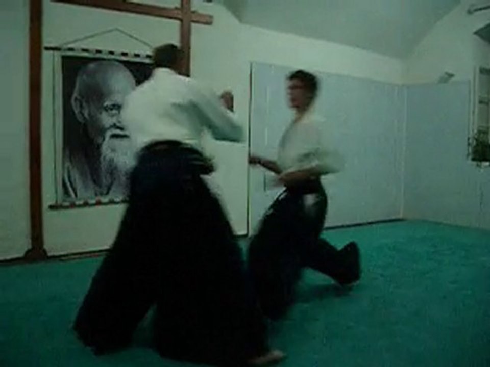 Chudan tsuki - Shiho nage omote 2ème forme