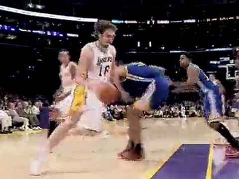 Pau Gasol powered the Lakers to a huge win over the Warriors