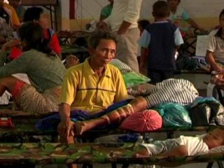 Indonesia's Tsunami Survivors Face Dwindling Relief Supplies