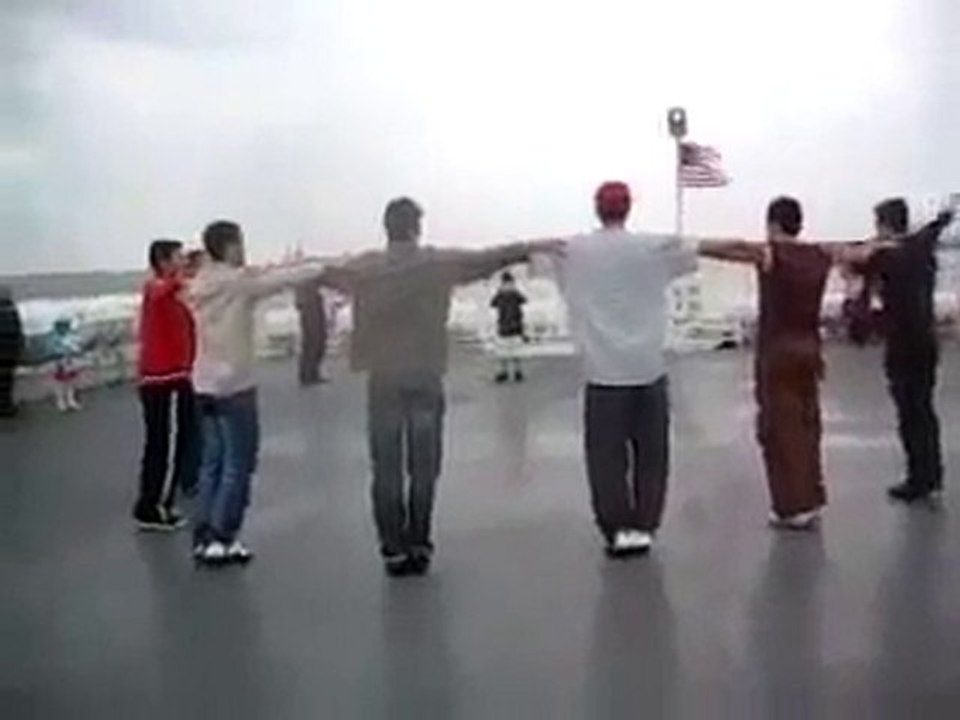 DADAŞ MEKAN TANIMAZ SESİNİ HER YERDE DUYURUR...