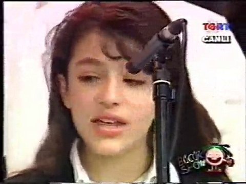 Şu yalan dünyaya geldim giderim