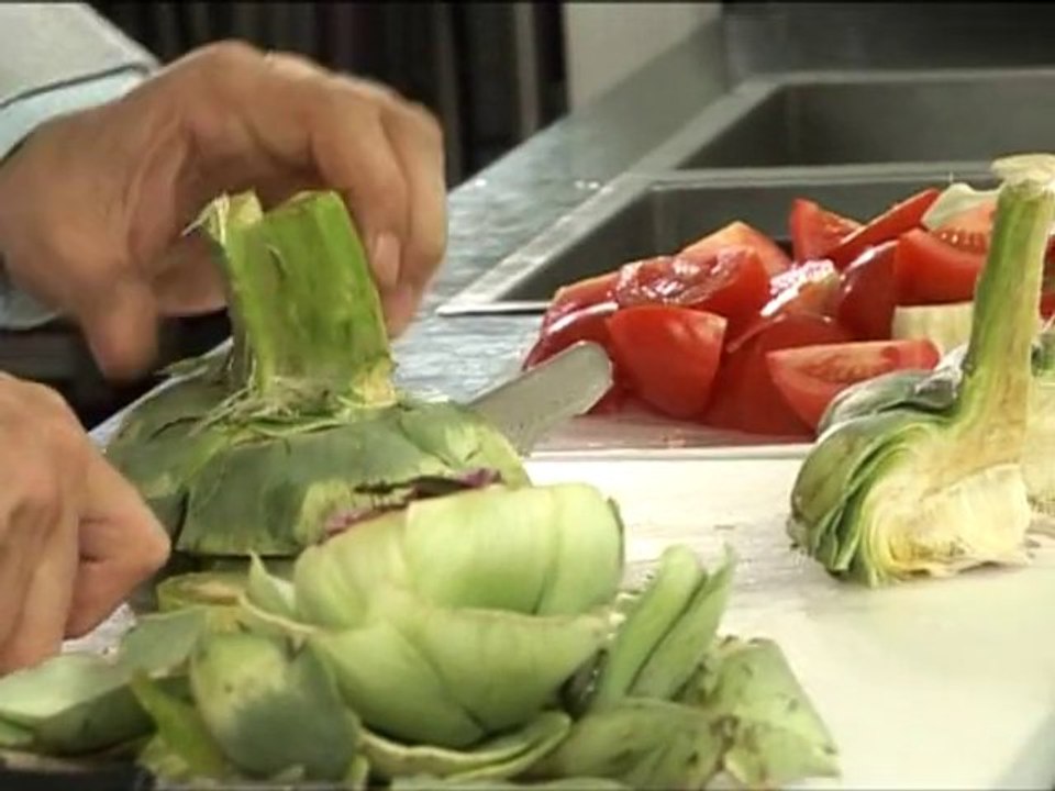 Cocotte de joue de porc, artichauts, tomates, fenouil