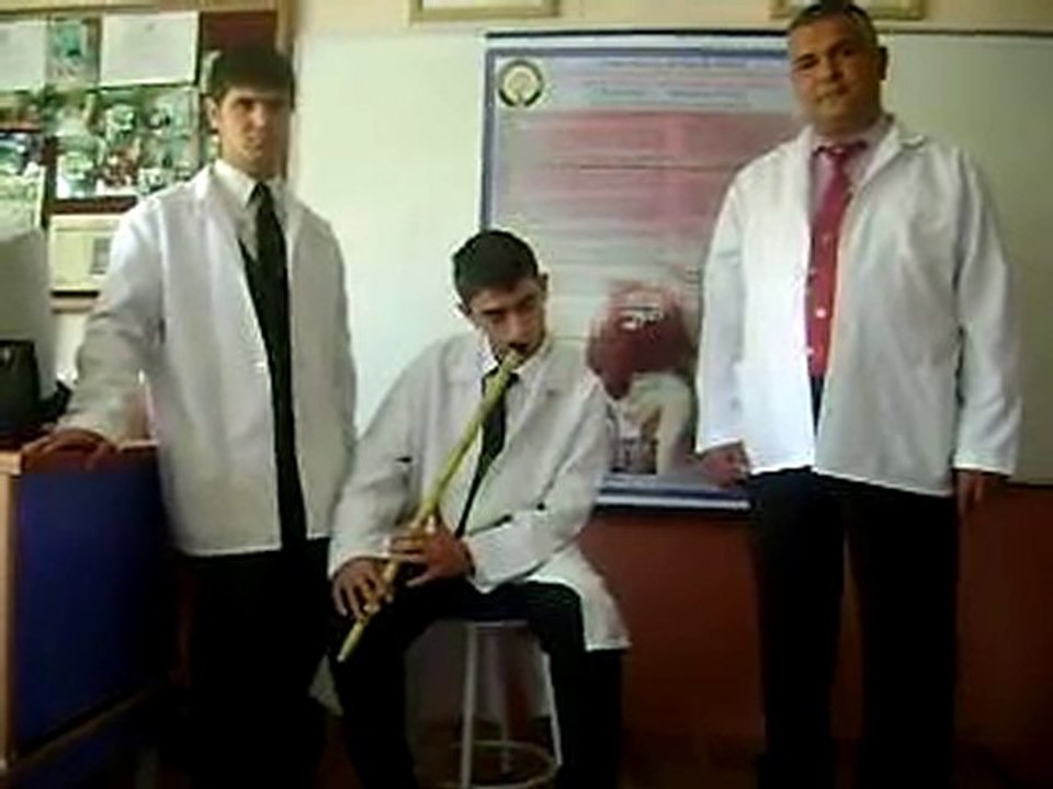 MOV04047.AVI