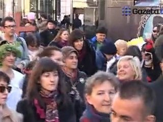 Święta Helena i inni święci przeszli Krakowskim Przedmieściem