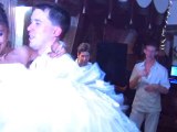 Зажигательный танец жениха и невесты на свадьбе
