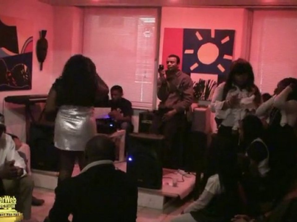 D'S Flo - Saga Africa