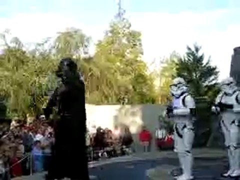 YouTube - Vader Dances to Hammer You Cant Touch This
