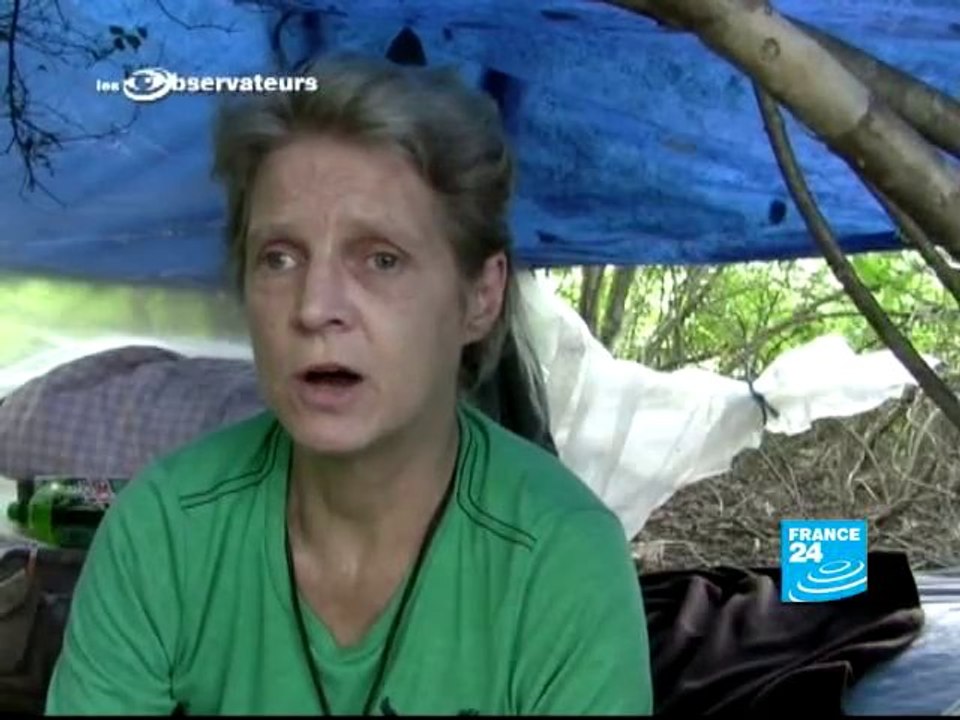 Les Observateurs :Des soldats indonésiens torturent un papou