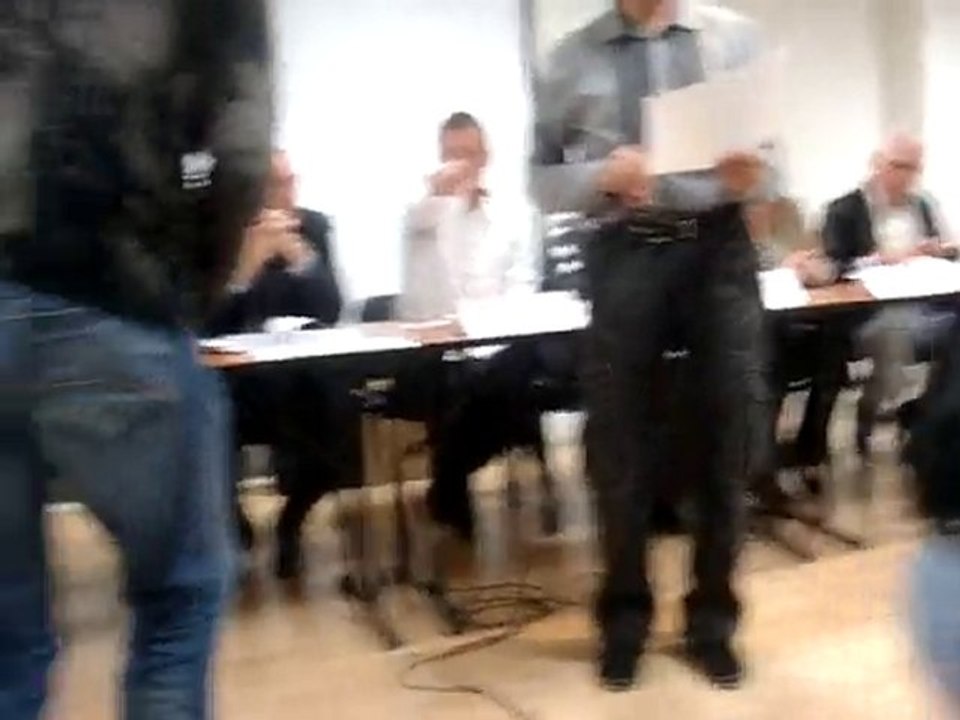 MOV07210
