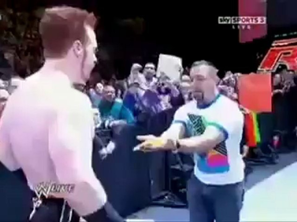 Vladimir Kozlov Vs Sheamus [2 Kasım 2010] [HQ]