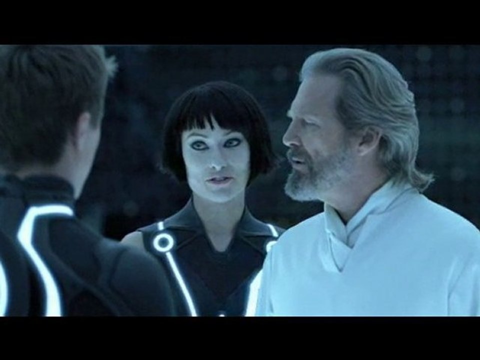 Tron Legacy (Tron L'Héritage) -Extrait "You're Here" [VO|HQ]