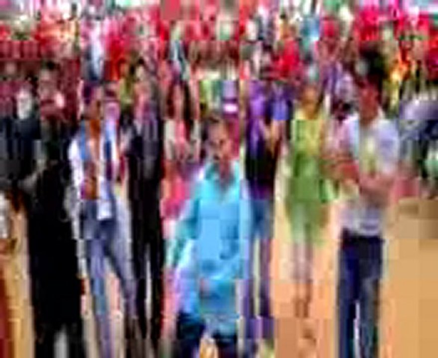 Apna Har Din  Golmaal 3 [song promo]