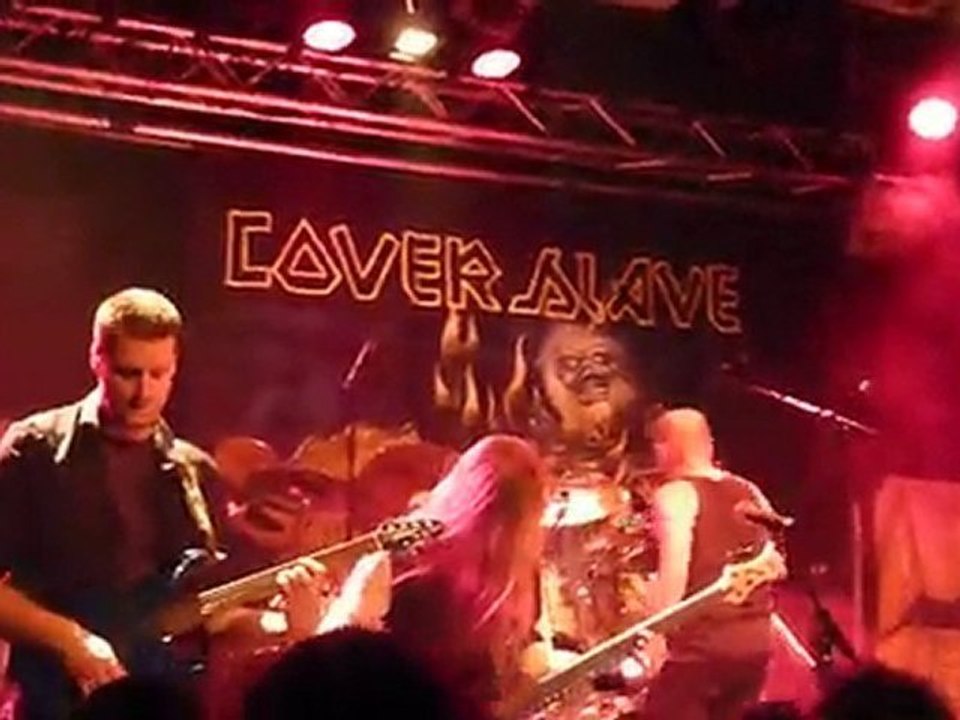 Coverslave - Fear Of The Dark @ Tannerie [31/10/2010]