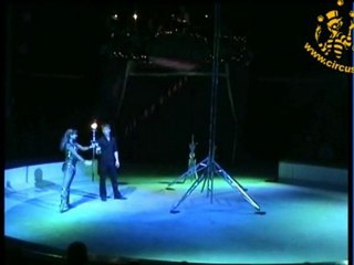 Art Company present ID 11-3