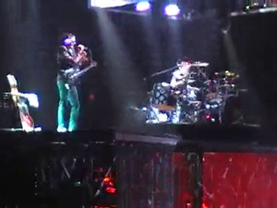 MUSE - UPRISING - BERCY -- PARIS