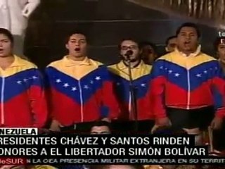 下载视频: Chávez y Santos rinden honores a el libertador Simón Bolívar