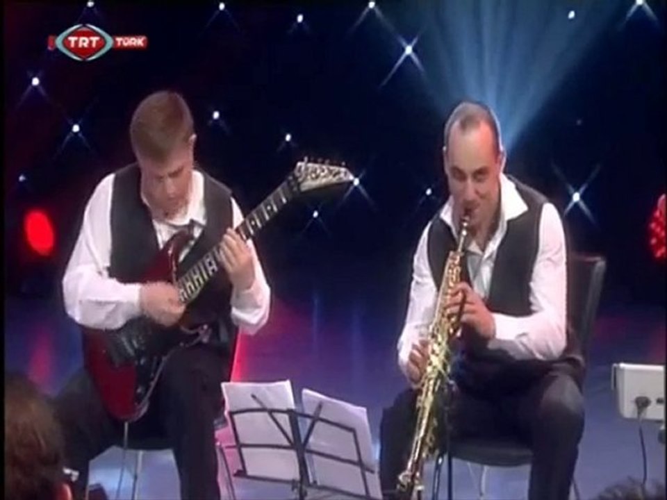 İLKAY AKKAYA  GURBET   YEDİVEREN TRT