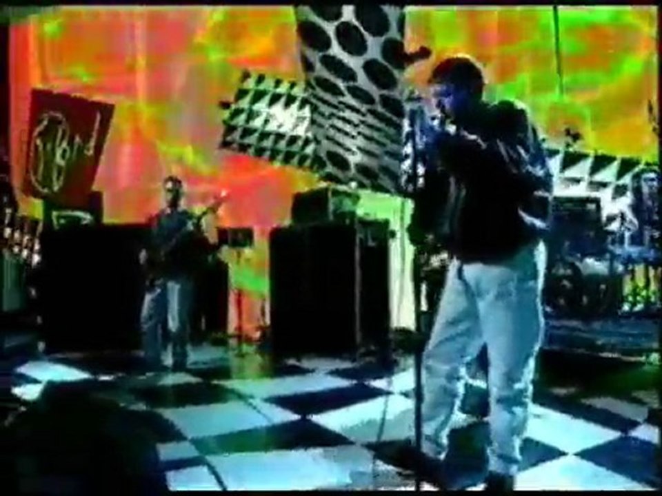 Happy Mondays live on The Word