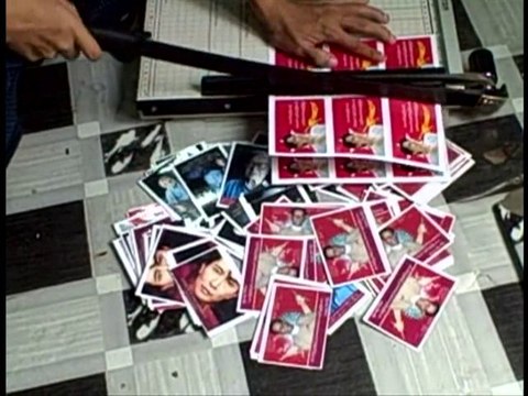 La dissidente Aung San Suu Kyi boycotte les législatives en Birmanie