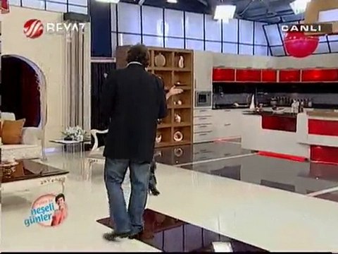 Ayşen İle Neşeli Günler