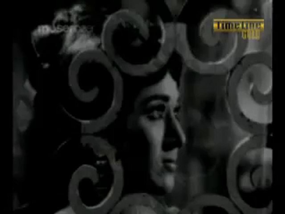 Mounam Thaan Pesiyadho