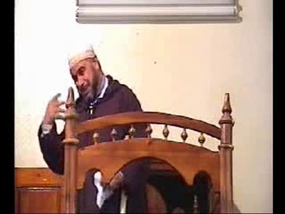 صدام حسين و إعدامه الشيخ عبد الله نهاريAhfricity3_7