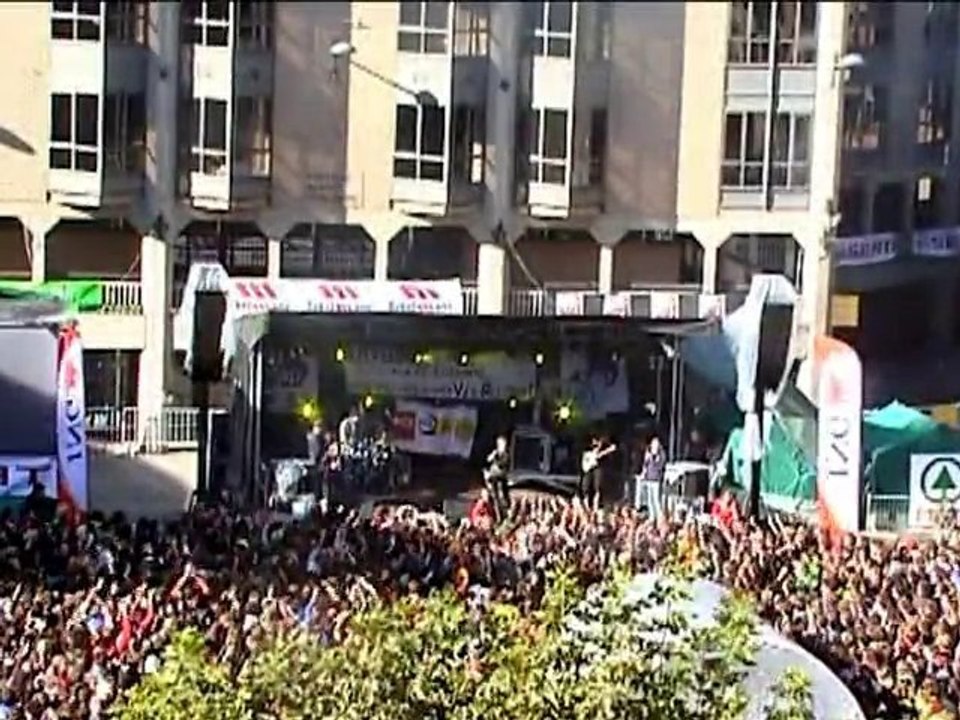 GALA Live Performance at Louvain-La-Neuve Belgium, Part 2