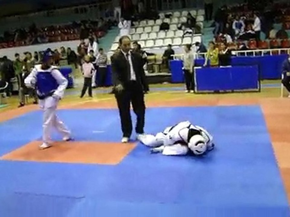 Gamze ODABAŞ 2.MAÇ 1.Raund (30.10.2010 Bilecik İller Arası)