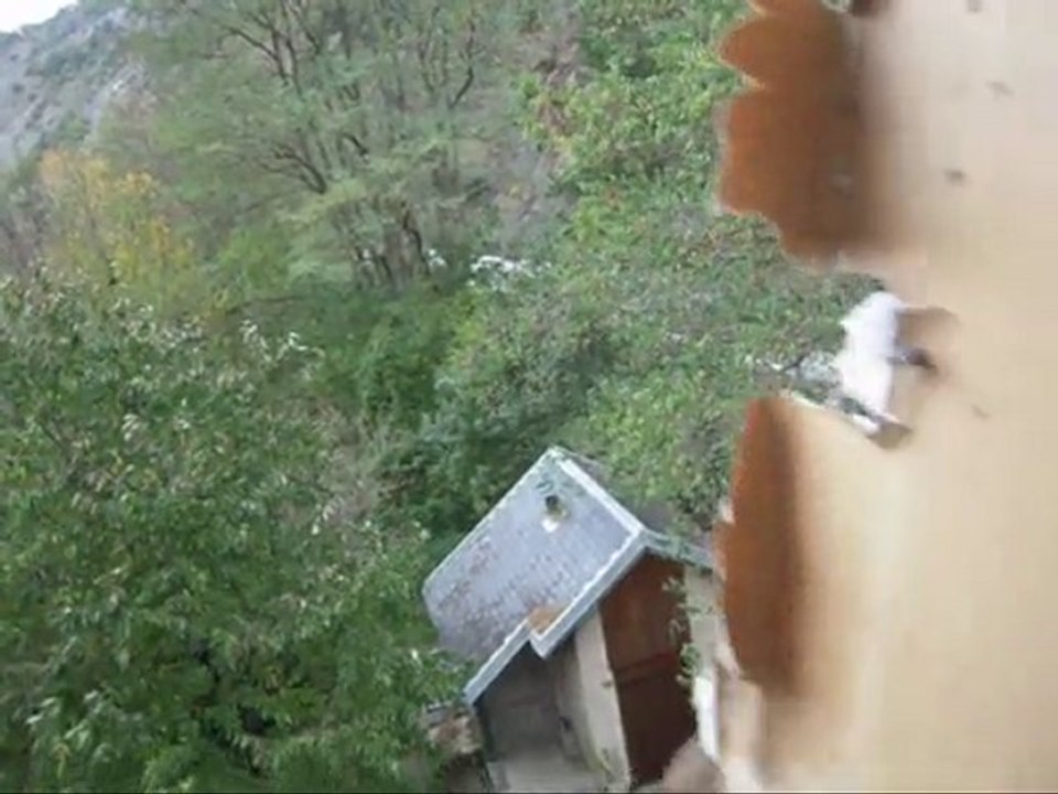 suicide plaque de platre2