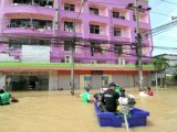 Thai villagers swamped by floodwaters