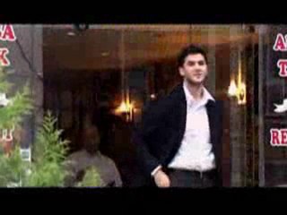 ( ) Girl sells napkin