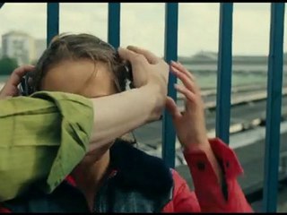 Paris, je t'aime - Faubourg Saint-Denis - German