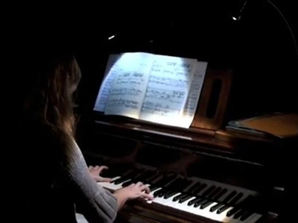 " NEW CLASSICAL "
