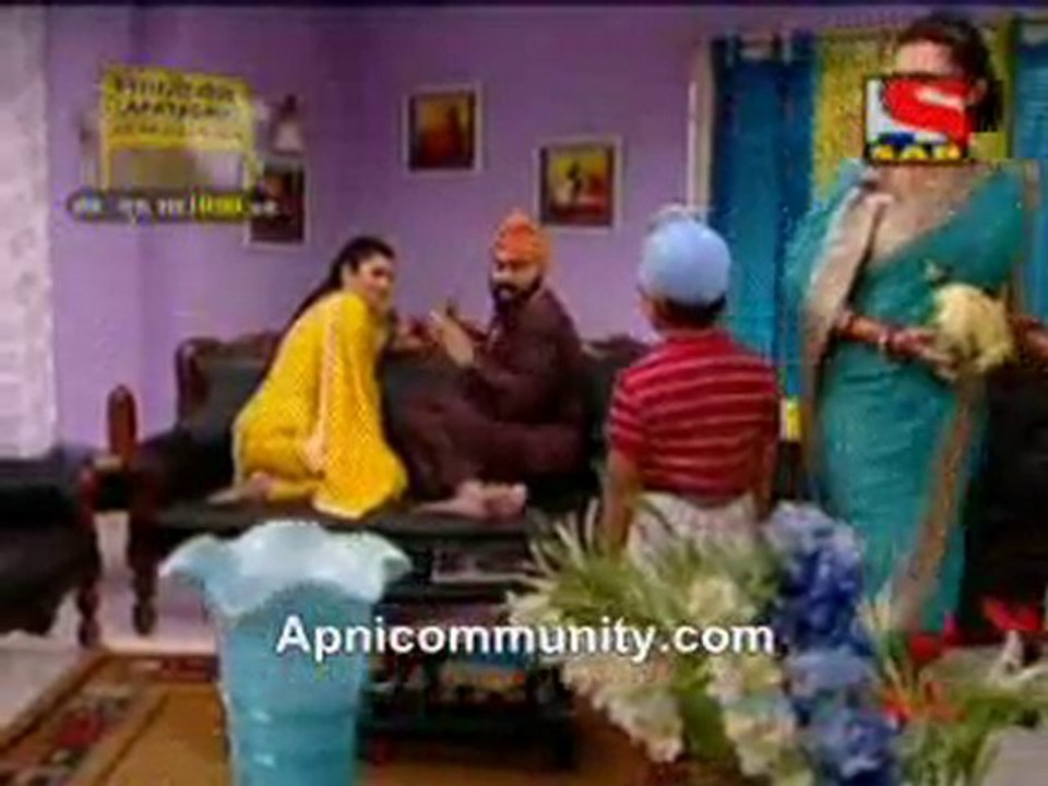 Mrs & Mr Sharma Allahabad Wale - 4th November 2010 pt-3