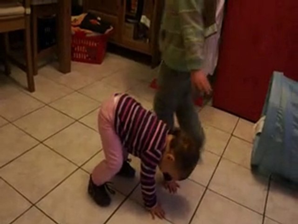 MAELYS DEBOUT