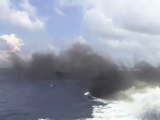 Japanese ship was charged by chinese bort 2 Clash!!