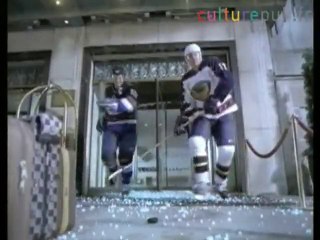 Hockey de rue: pas de limites ! Avec Ilya Kovalchuk & Marküs Naslund.