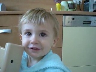 20 mois - un sacré loustic!