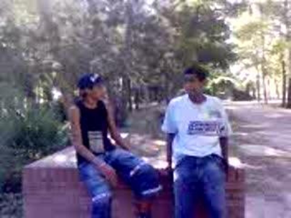Jojo v.s chris